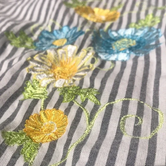 Blair vintage inspired embroidered flowers cottagecore womens striped shirt XL - Picture 4 of 7